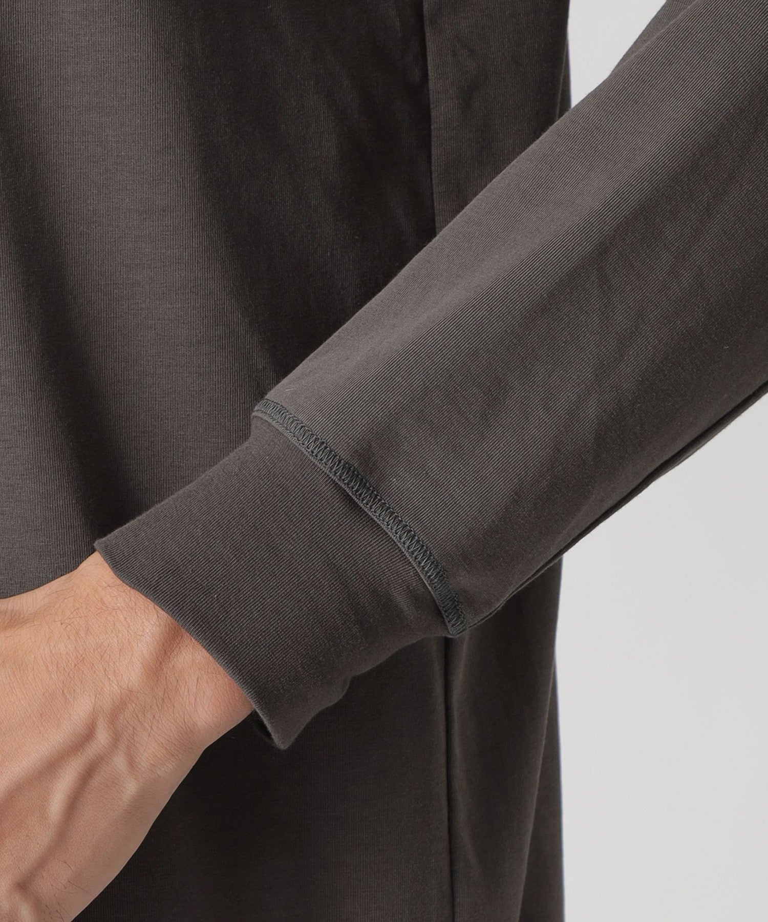 1145-J3P7068208__O,08,