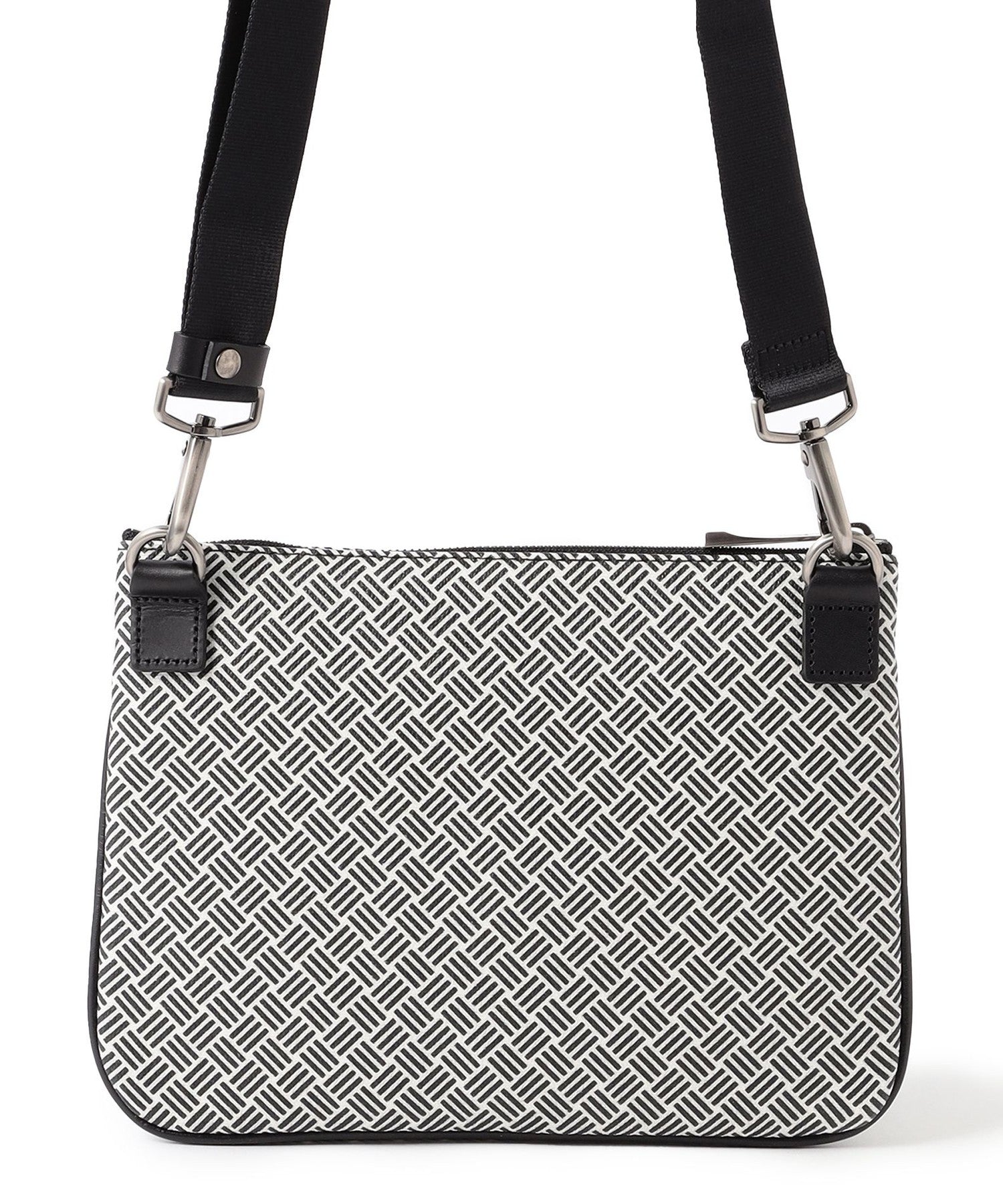 1145-J717589001__B,01,