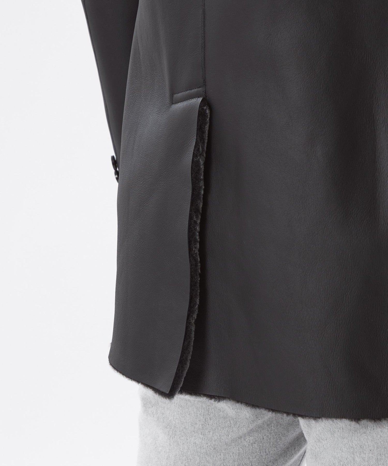 1154-M1C5369909__M,09,