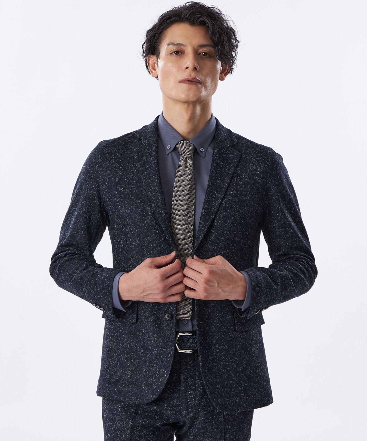 1154-M1E3569228__,28,モデル身長185cm 着用サイズ：48