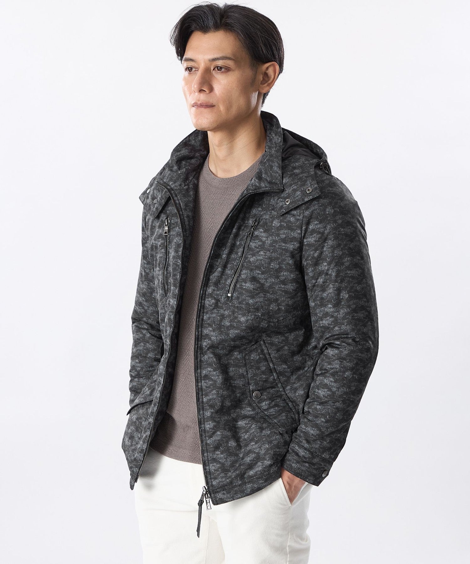 1154-M1F5862406__H,06,