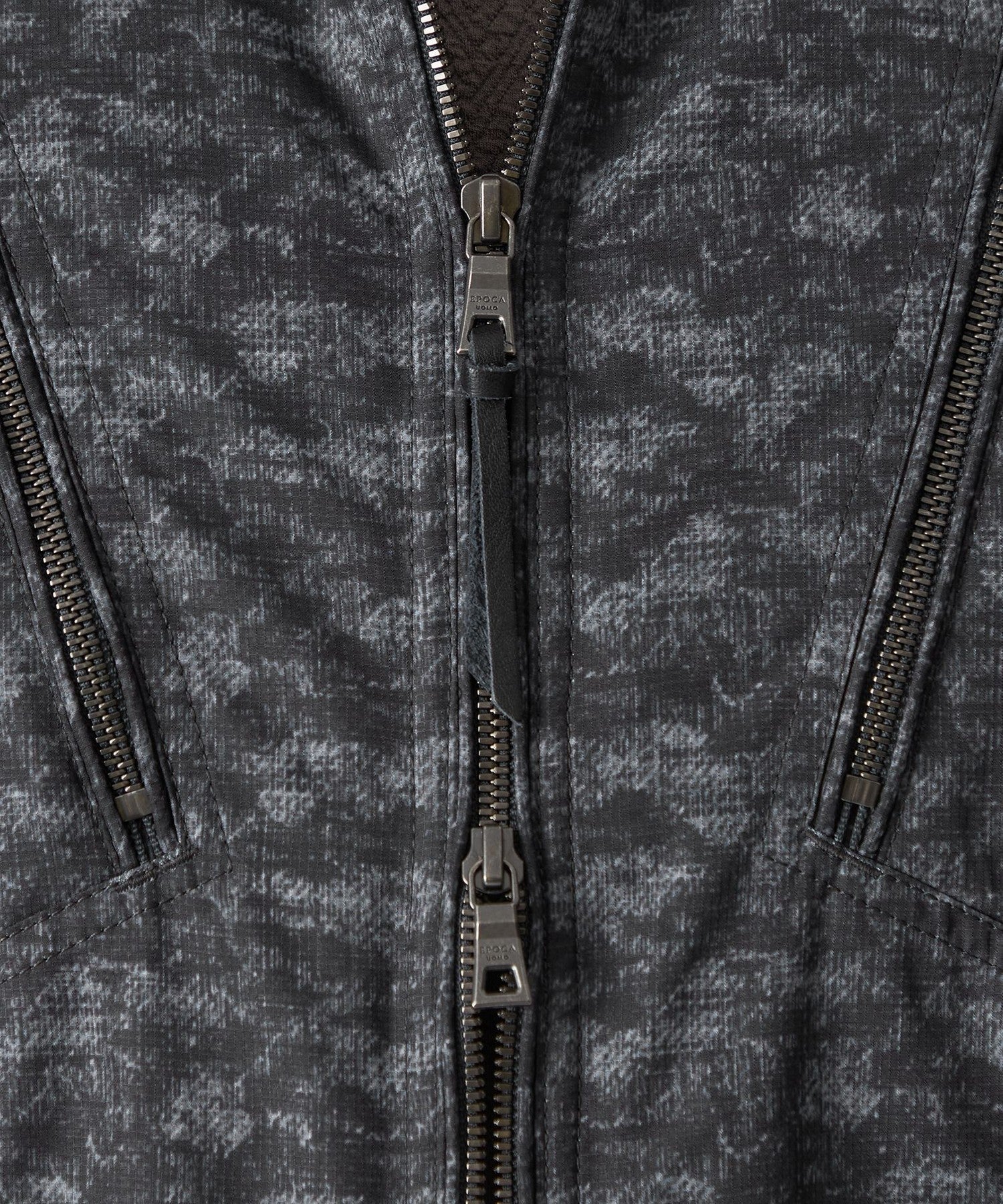 1154-M1F5862406__R,06,