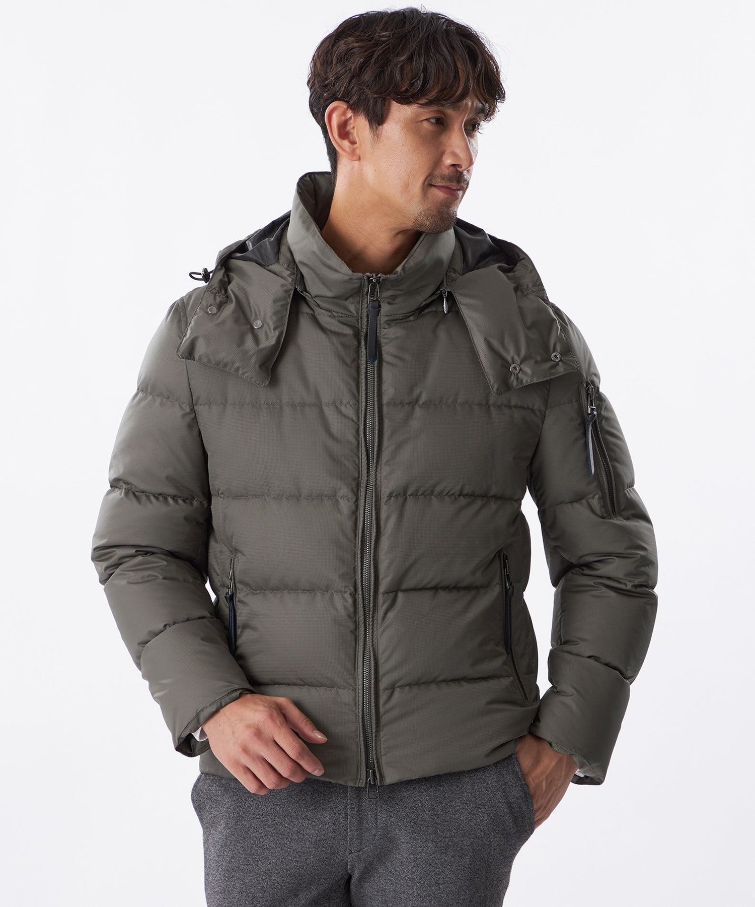 1154-M1F7568108__,08,モデル身長186cm 着用サイズ：48