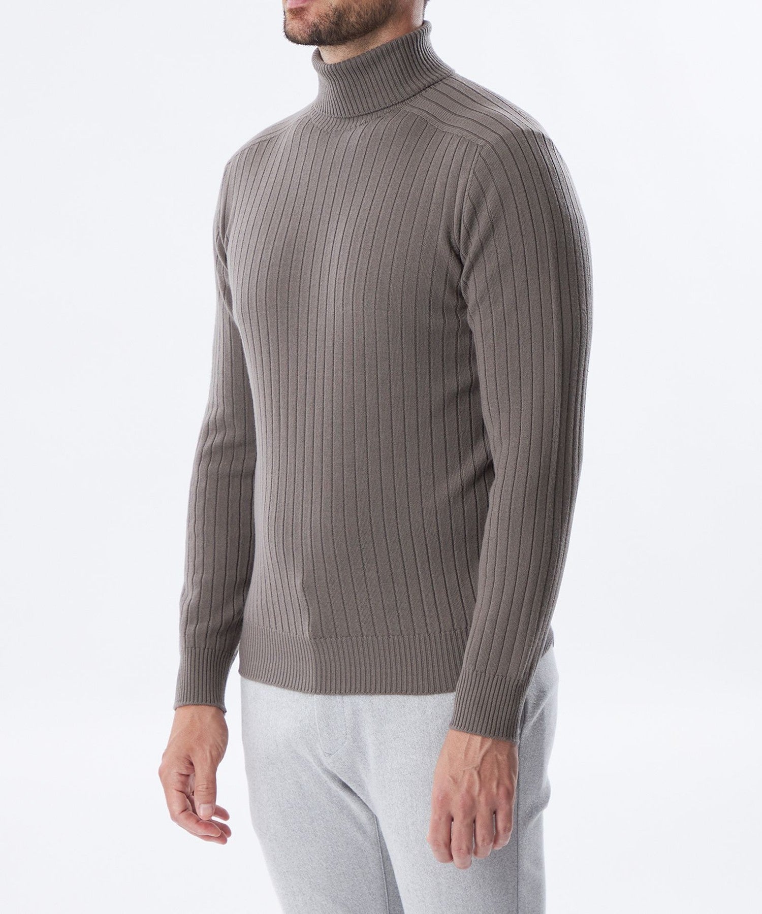 1154-M1N2645907__M,07,