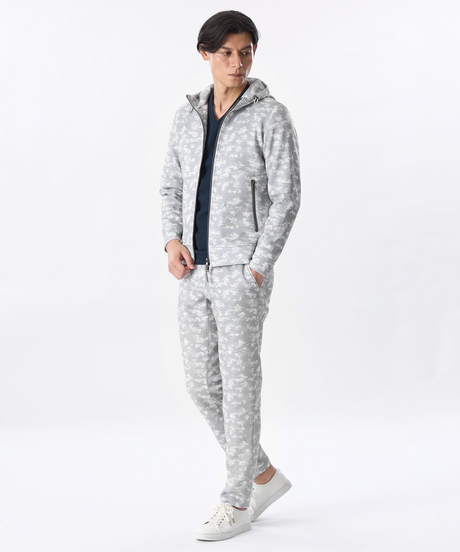 1154-M1P6569604__H,04,