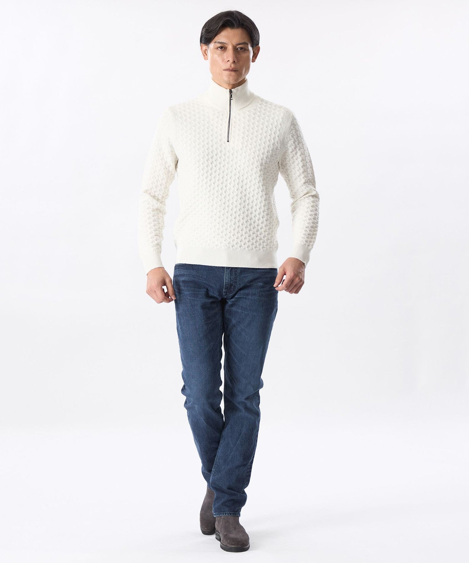 1154-M1R2160628__I,28,