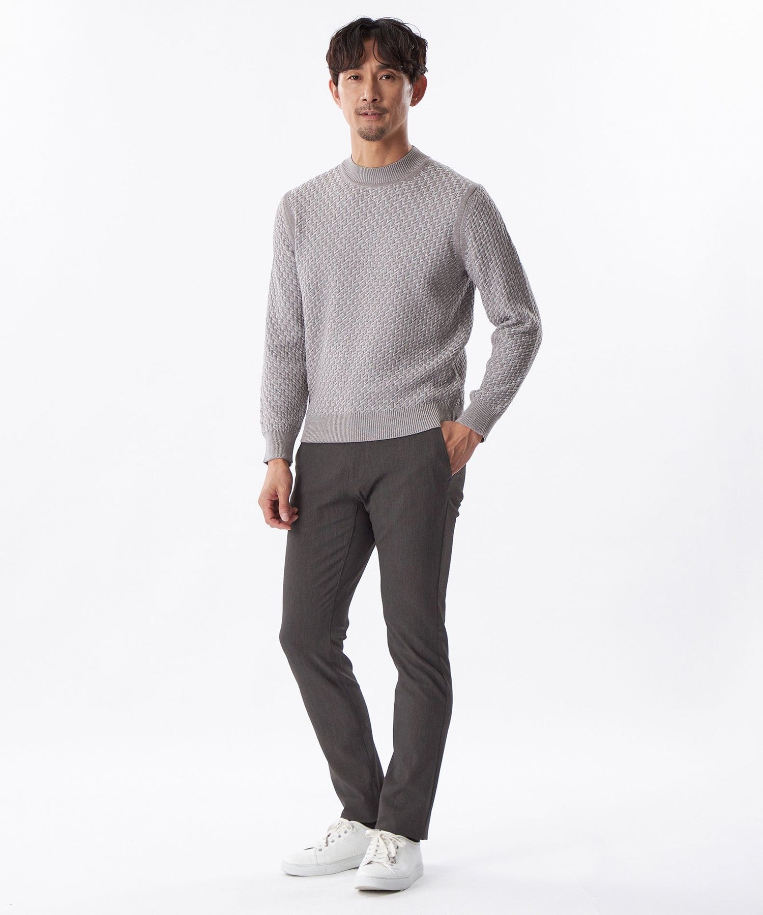 1154-M1R4468204__I,04,