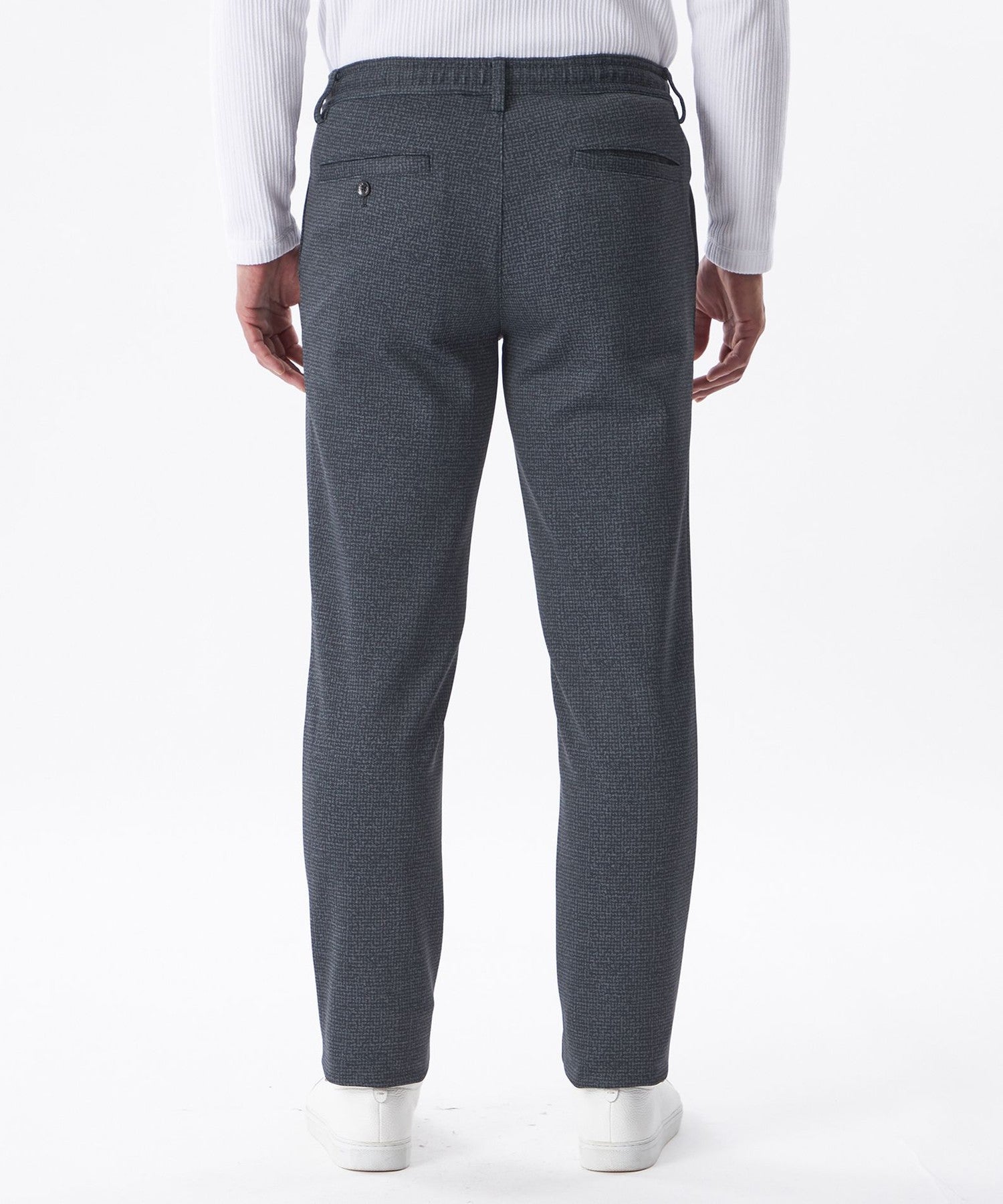 1154-M1R5060428__L,28,