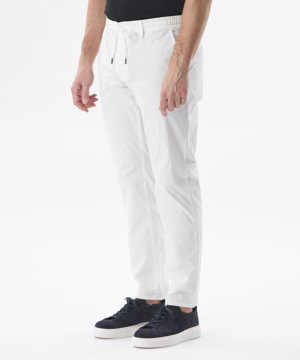 EPOCA UOMO エポカ　ハーフパンツ　 サイズ50 ホワイト　美品 WEB&一部店舗限定】ナイロンワッシャーパンツ(パンツ)｜EPOCA UOMO