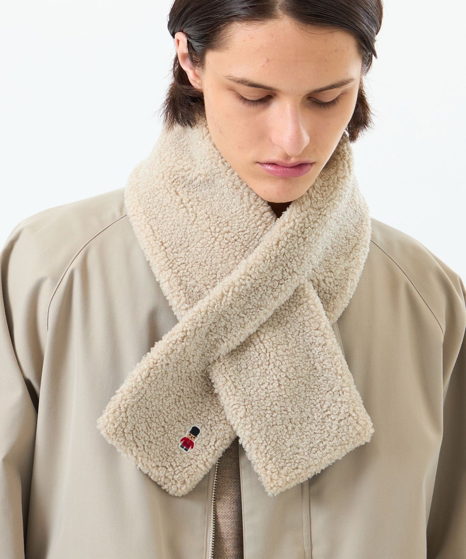 1158-H172162142__C,42,