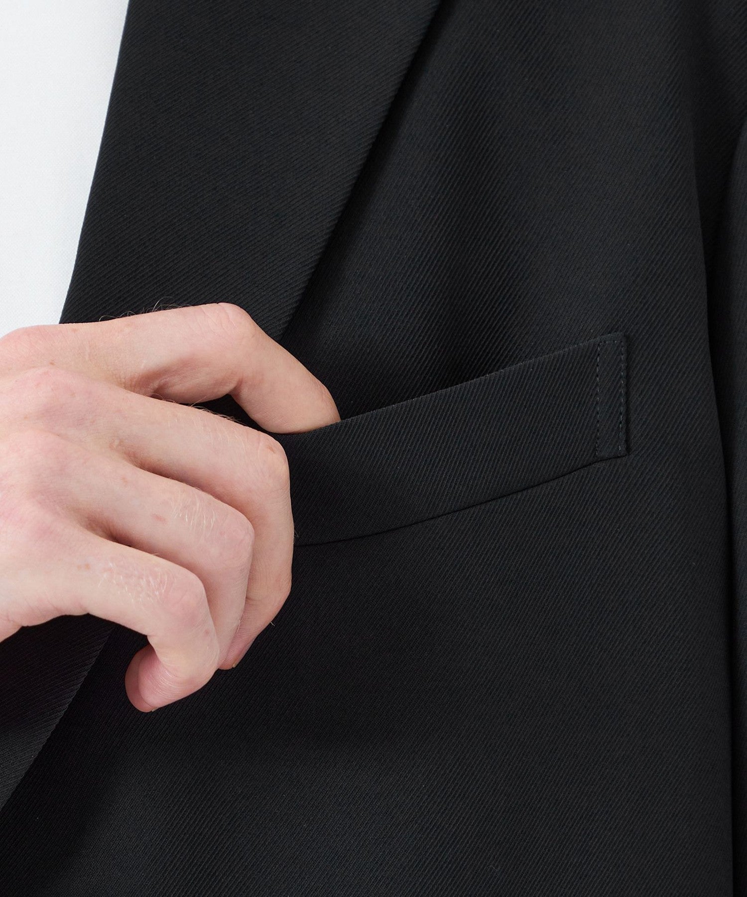 1158-H1E8761509__F,09,