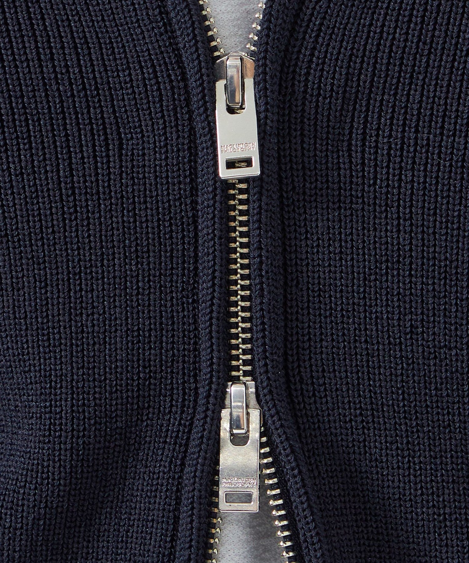 1158-H1N3553629__O,29,