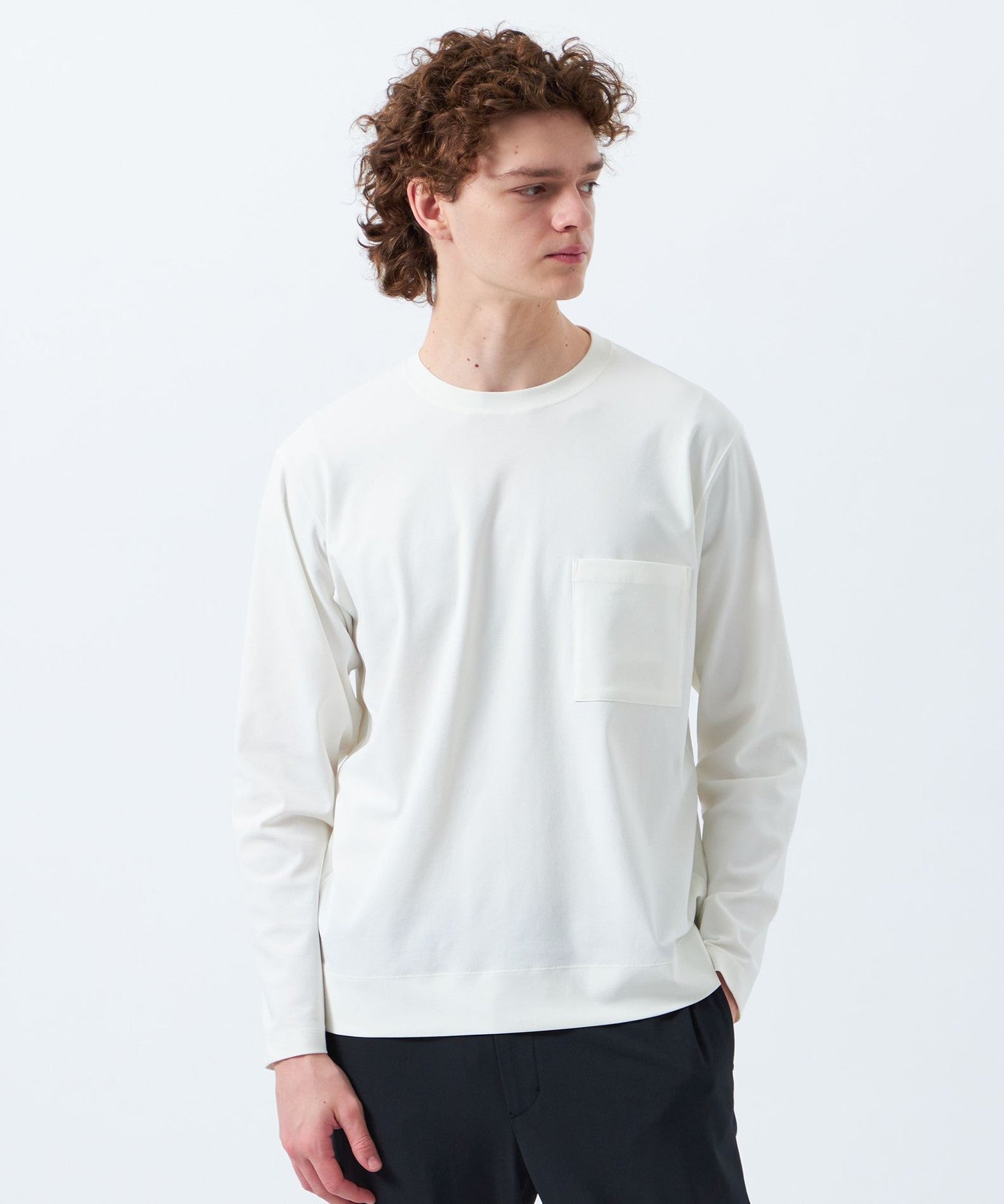 1158-H1P1956801__A,01,モデル身長186cm 着用サイズ：40