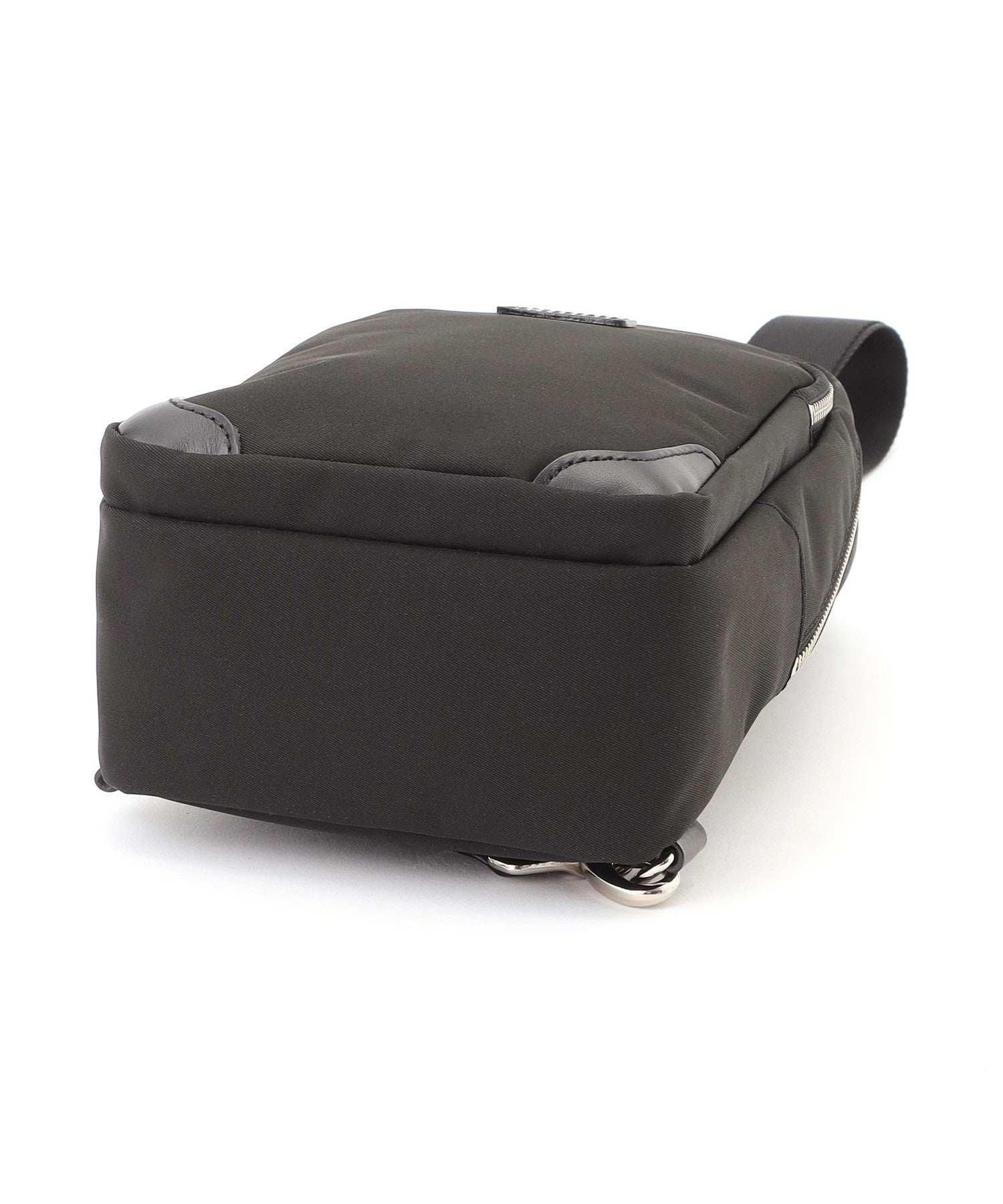 1158-H1Y1868109__K,09,