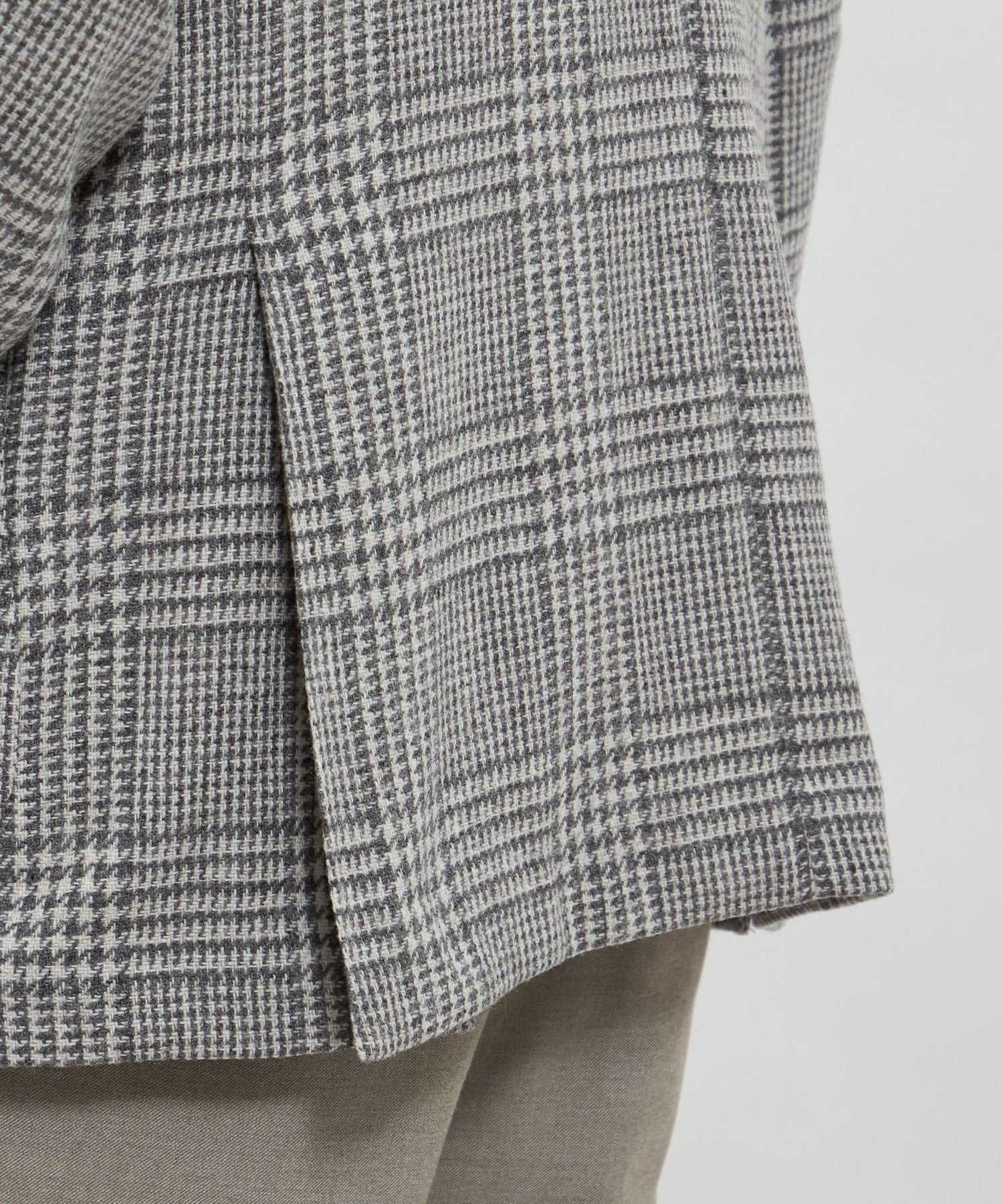 1311-G1E0469706__P,06,