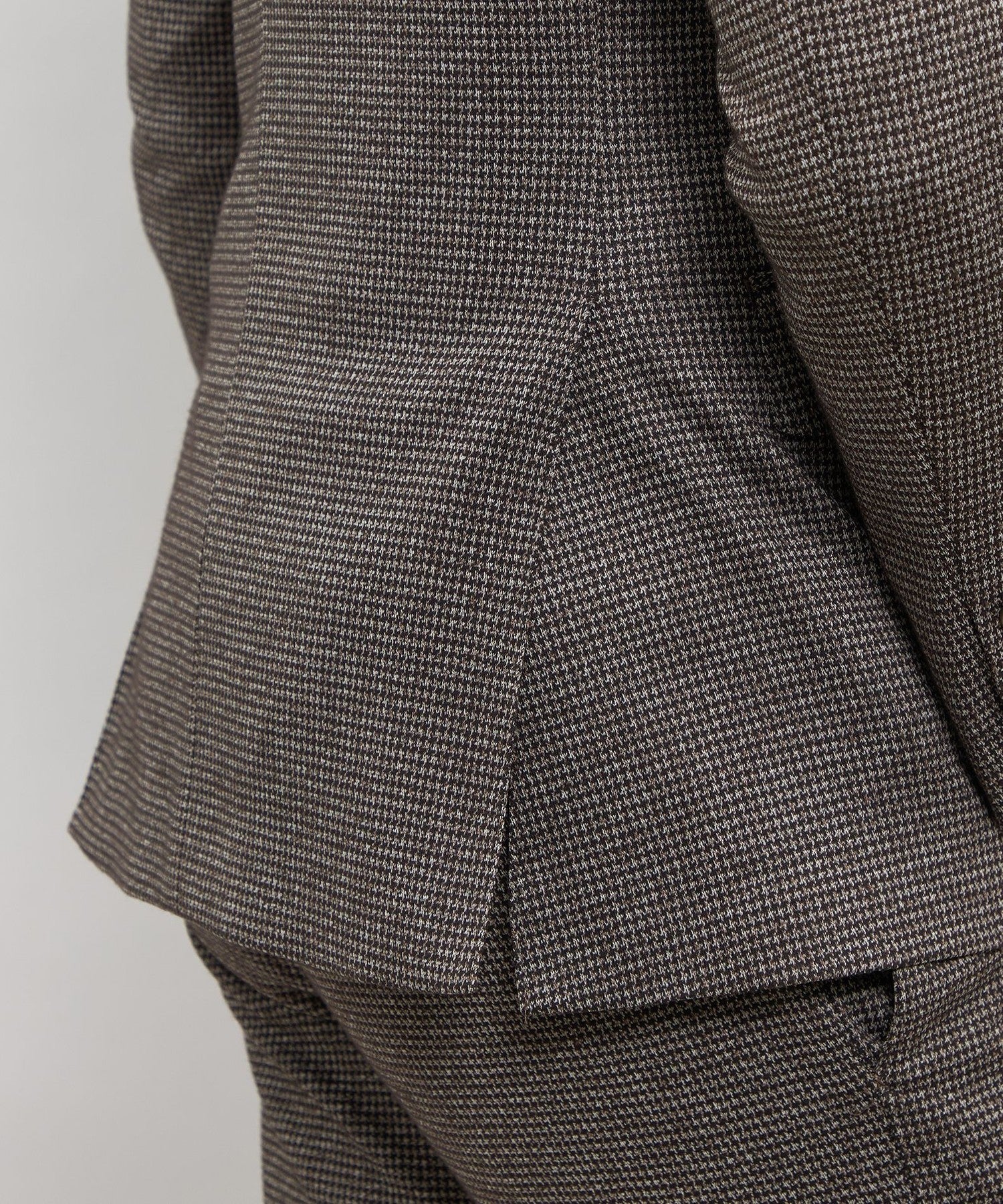 1311-G1E2269256__P,56,