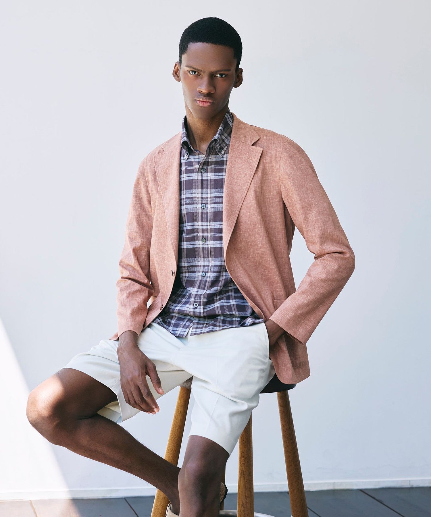 1311-G1E4251385__A,85,モデル身長186cm 着用サイズ：40