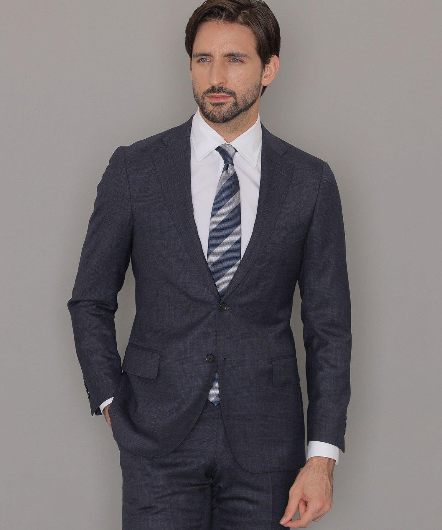 1311-G1H8047228__A,28,モデル身長186cm 着用サイズ：40