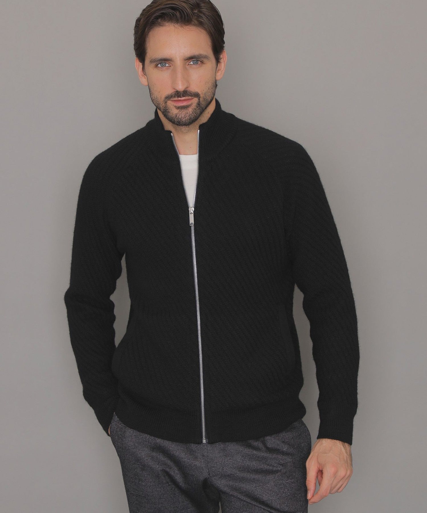 1311-G1N3240509__A,09,モデル身長186cm 着用サイズ：L