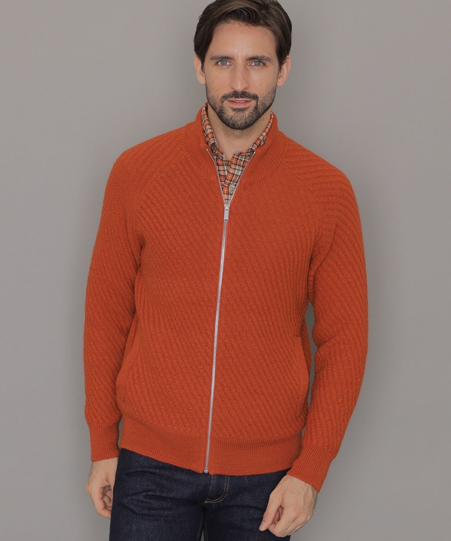 1311-G1N3240584__A,84,モデル身長186cm 着用サイズ：L