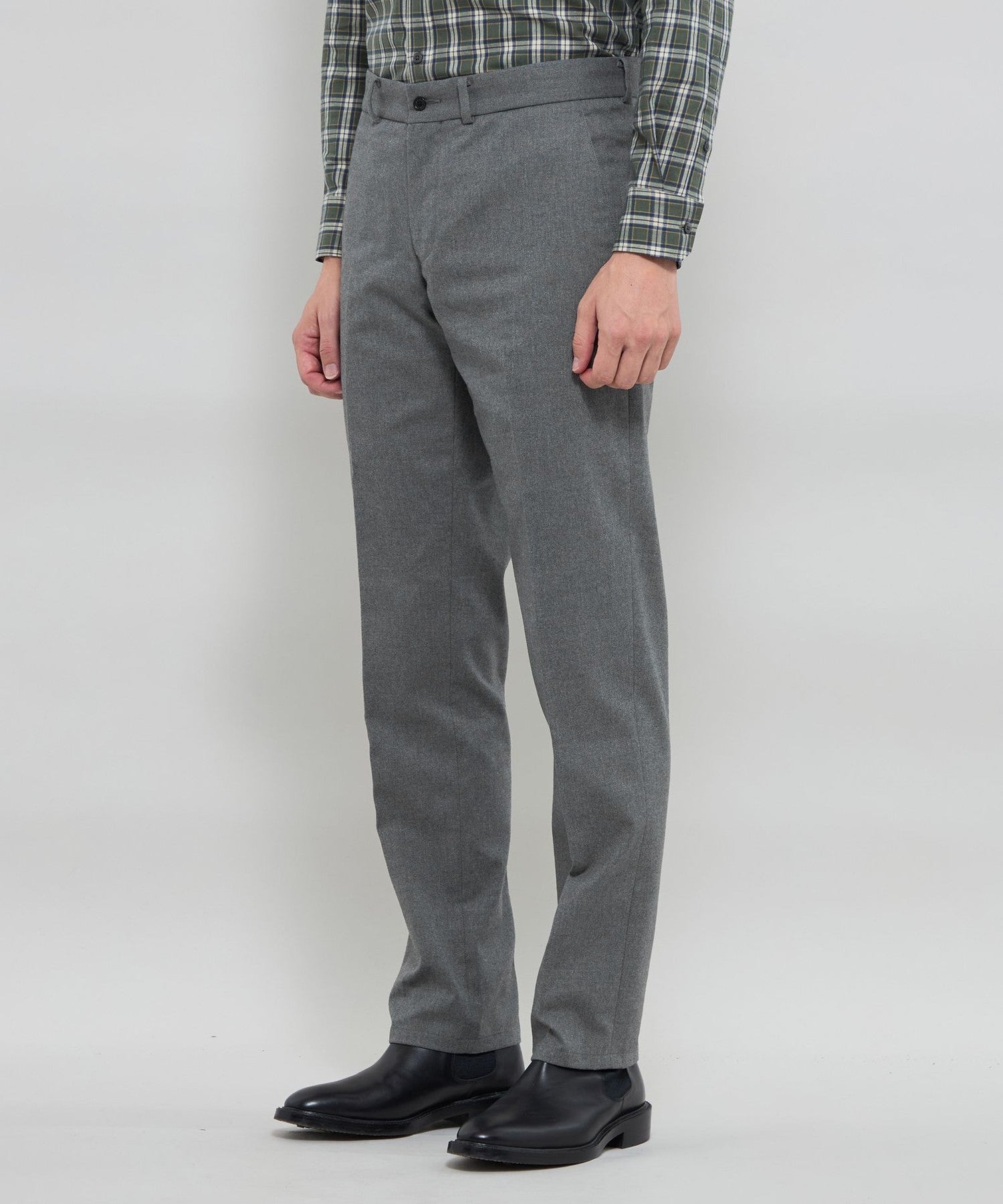 1311-G1R3669905__M,05,