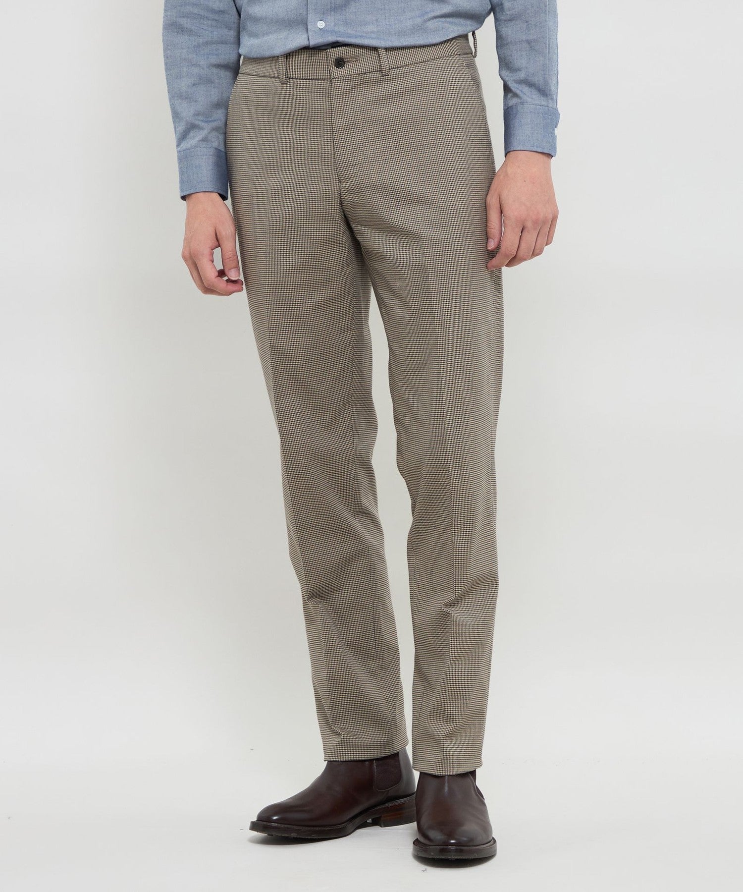 1311-G1R3669952__A,52,モデル身長182cm 着用サイズ：86