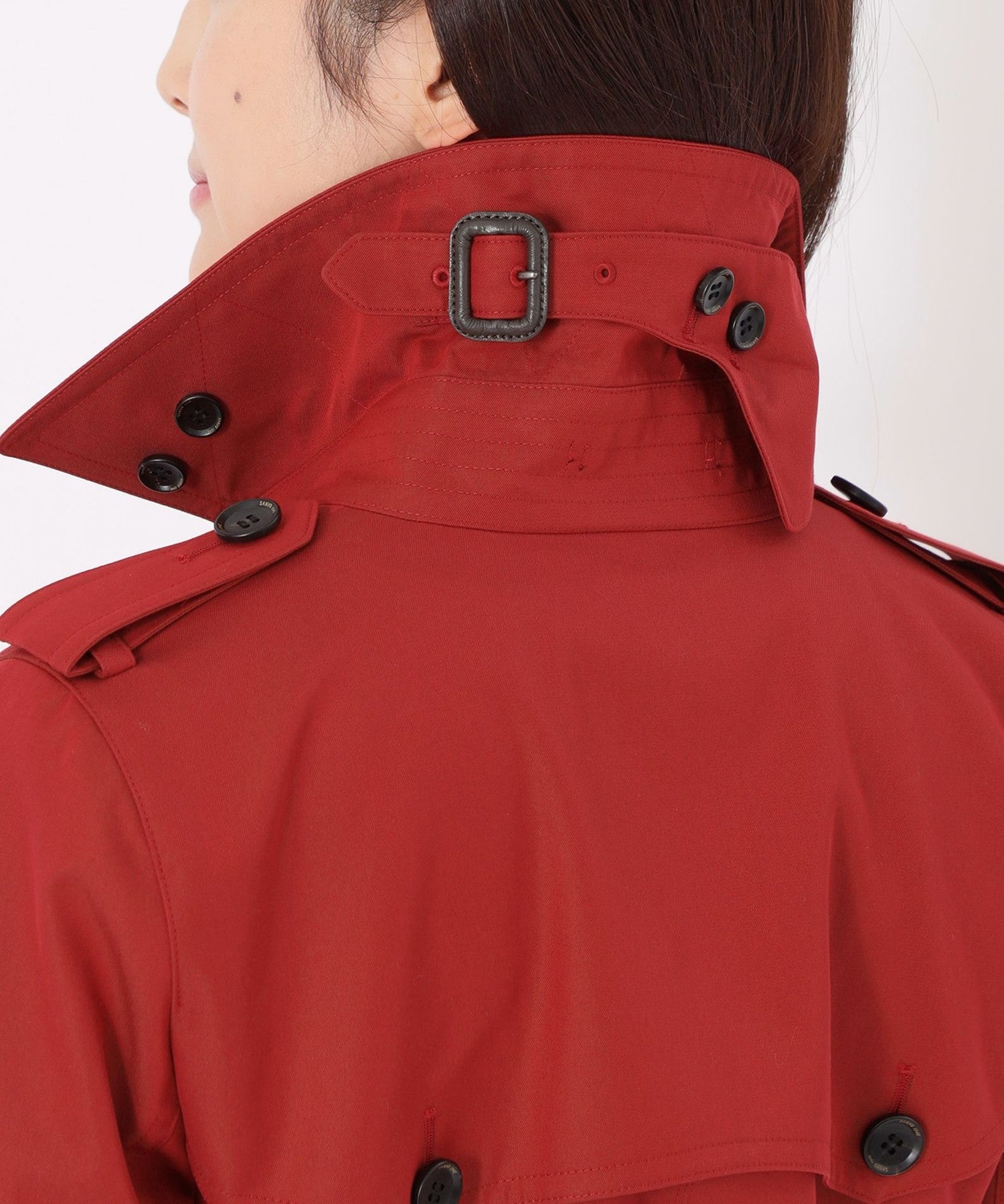 2111-T1A7901518__Q,18,