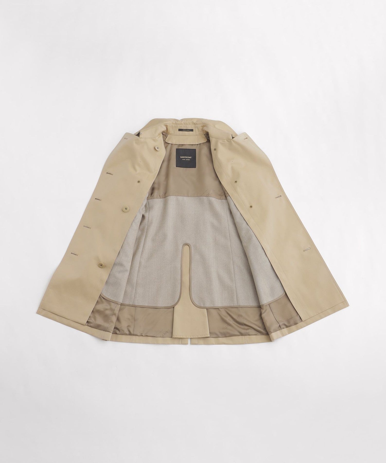 2111-T1A7901518__ZE,18,