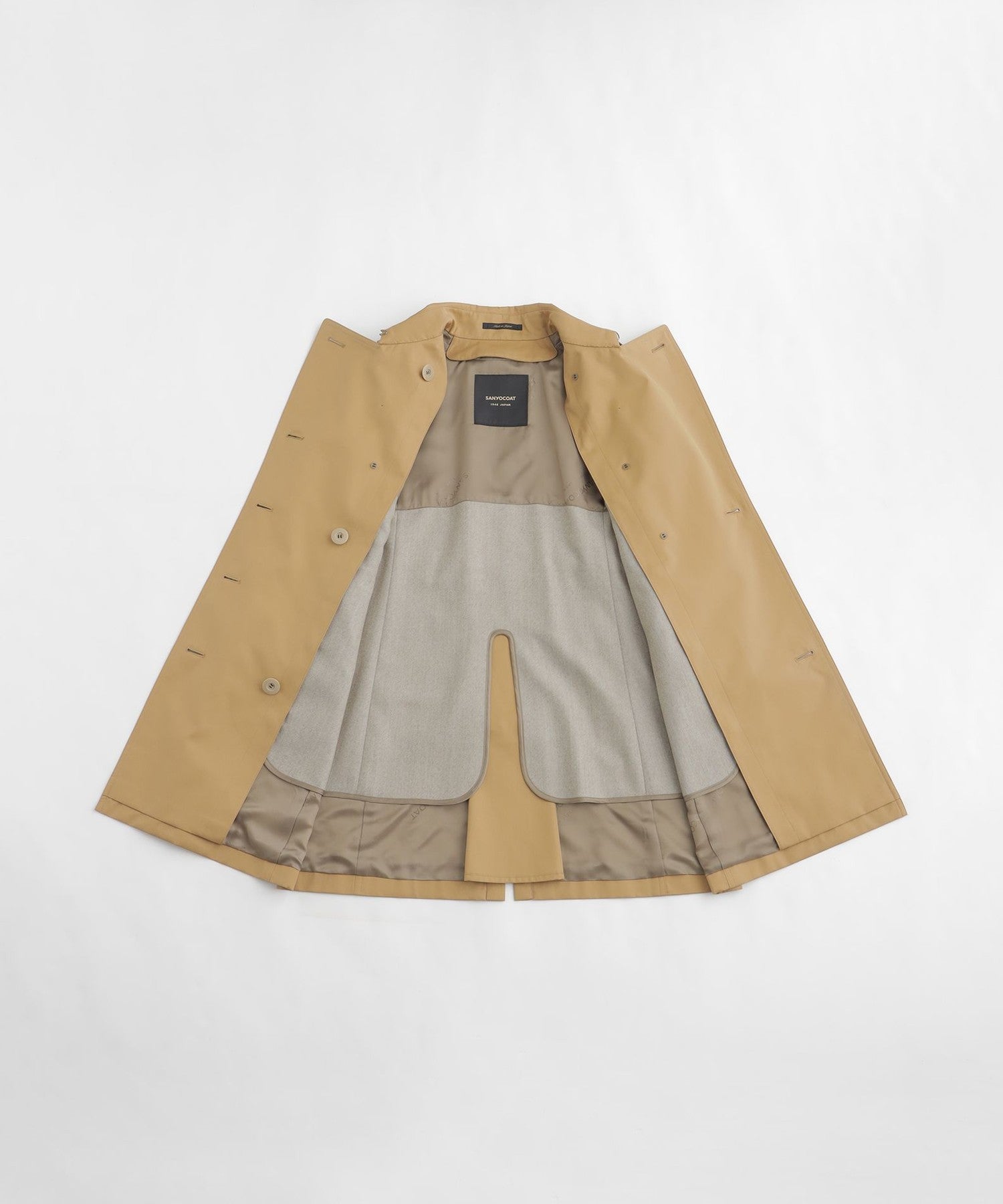 2111-T1A7901518__ZF,18,