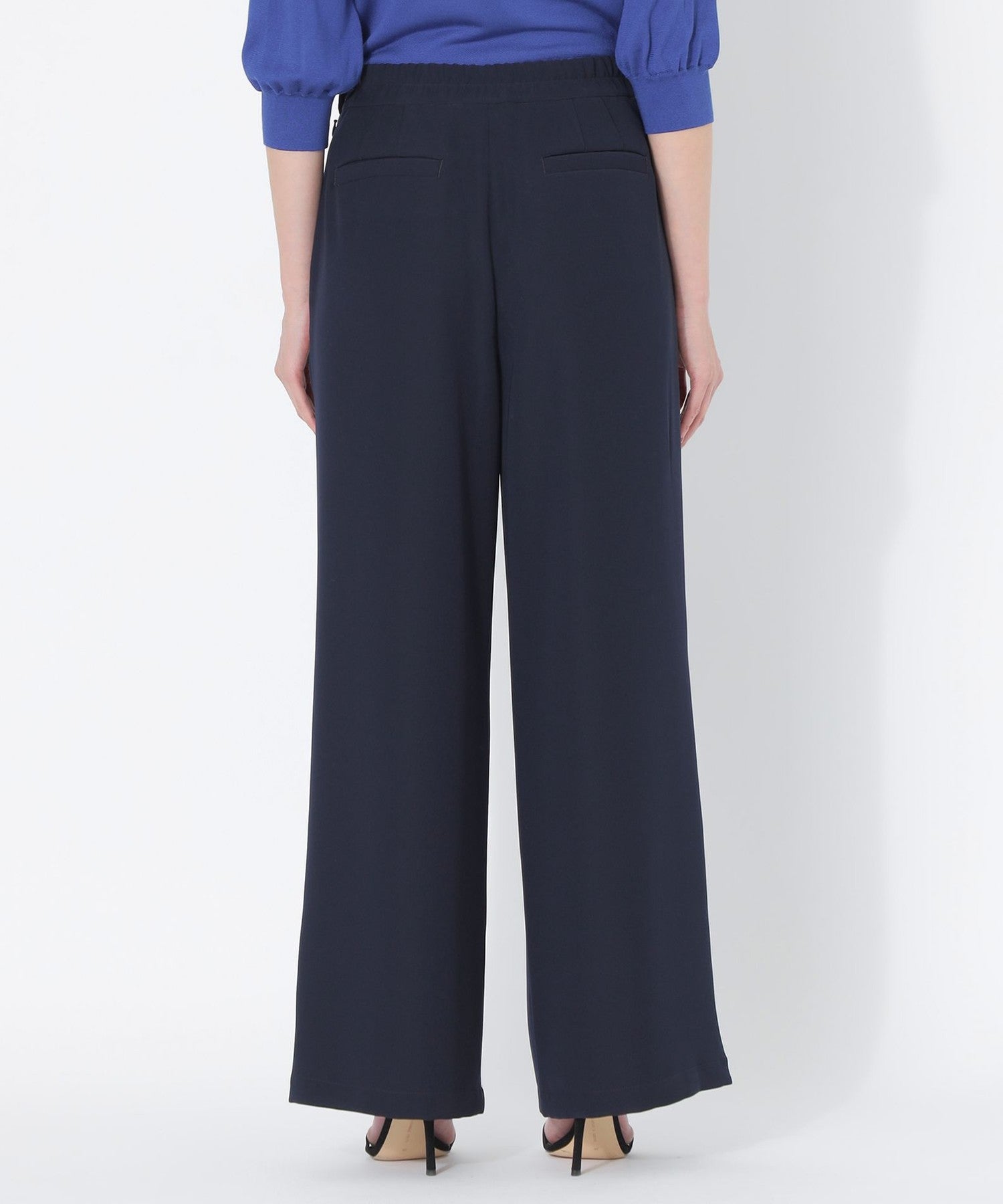 2121-P6R1352829__M,29,