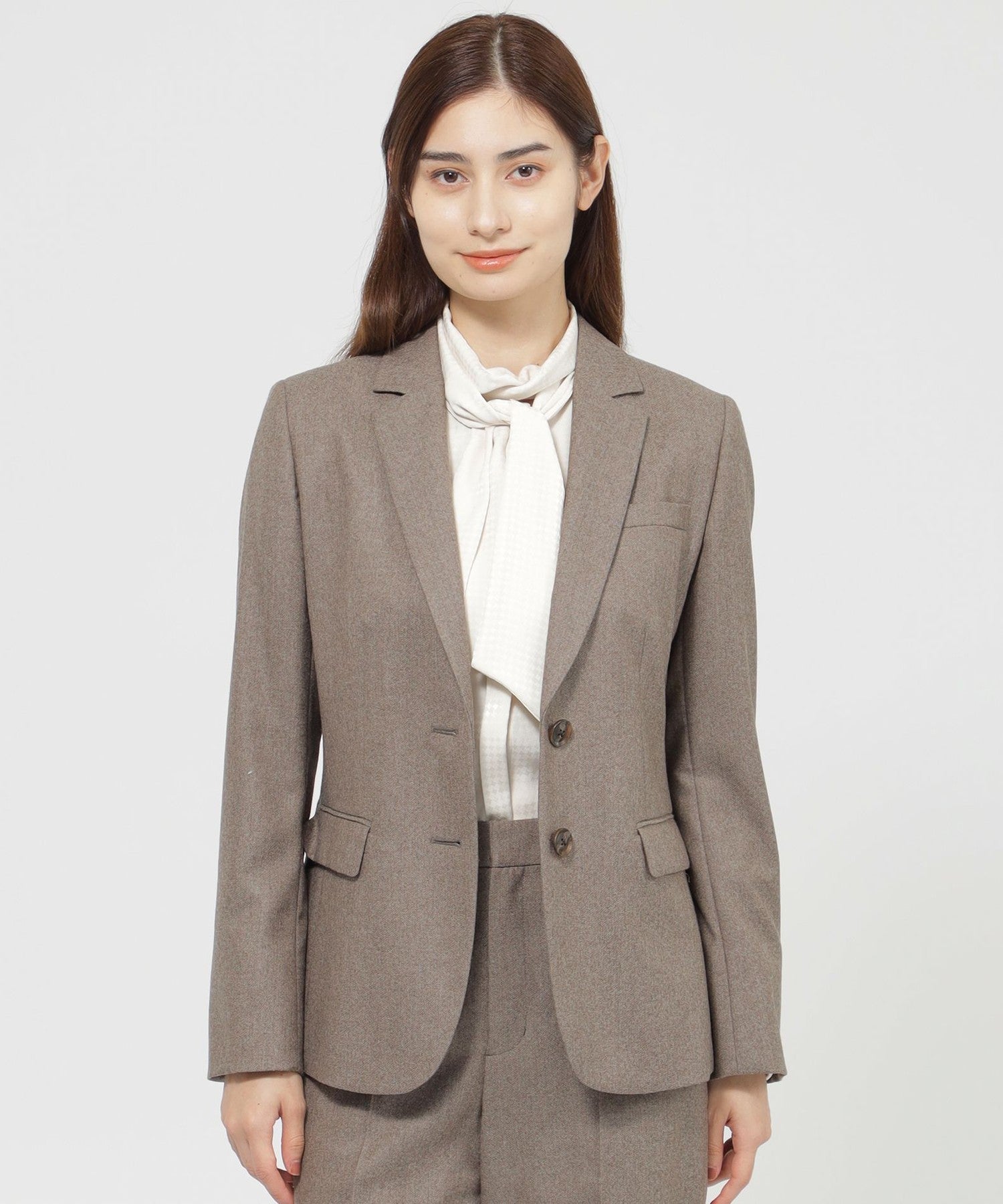 2151-K1E1649042__,42,モデル身長166cm 着用サイズ：6