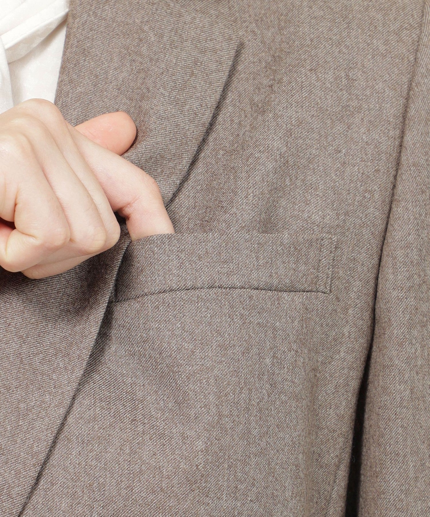 2151-K1E1649042__M,42,