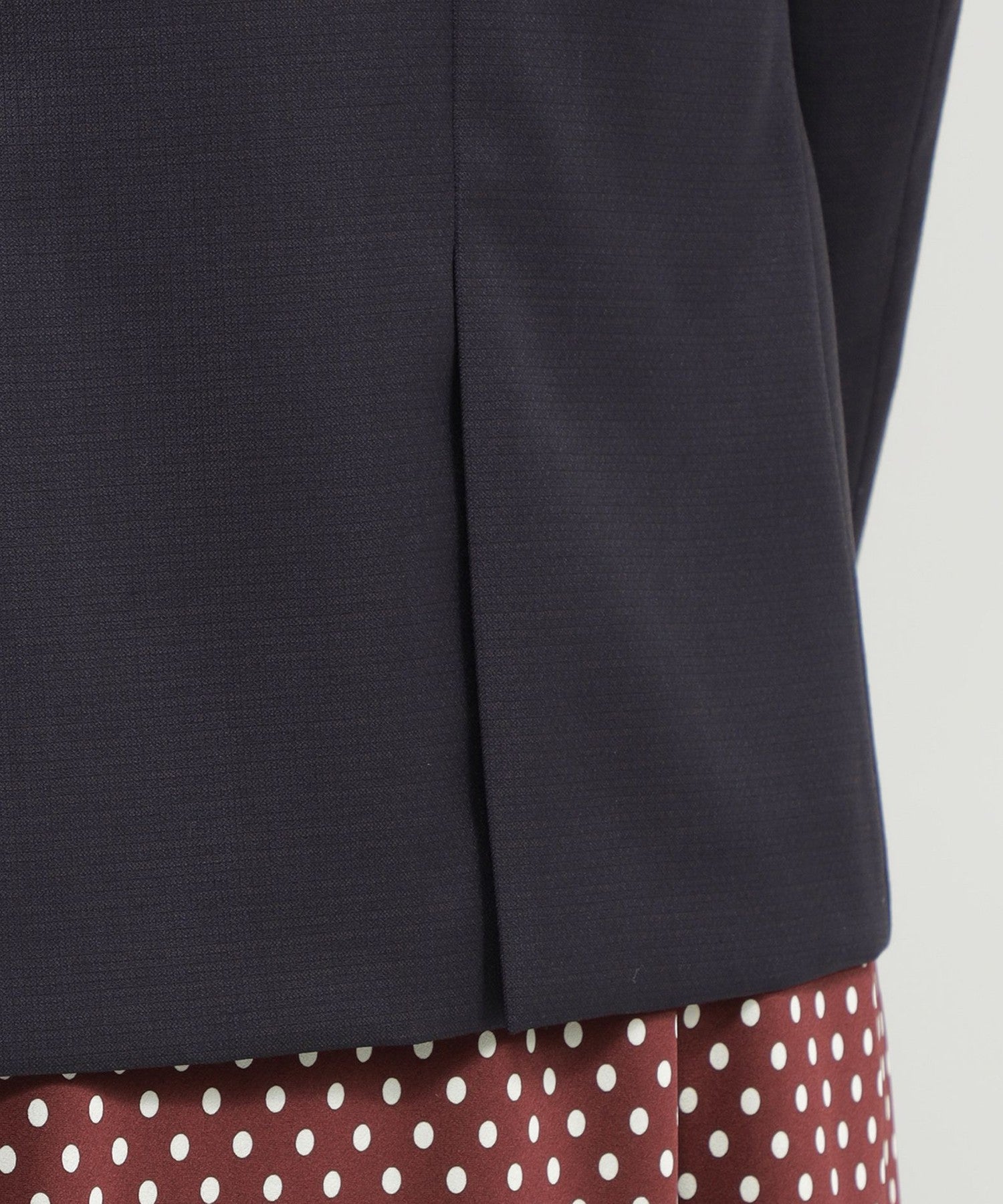 2151-K1E2561928__O,28,