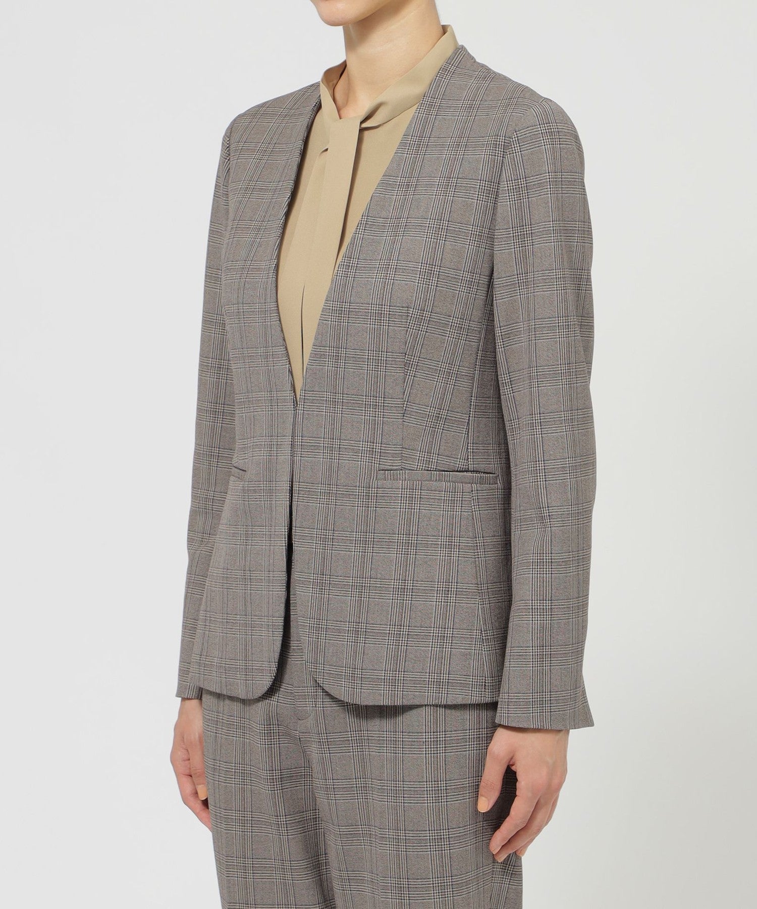 2151-K1E3565342__K,42,