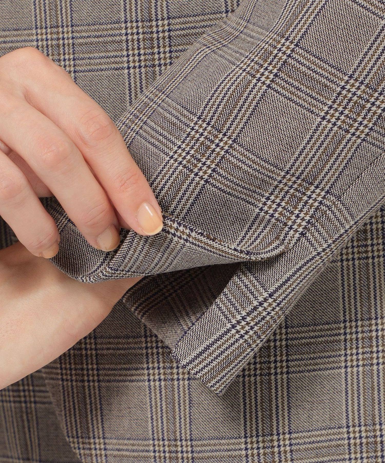 2151-K1E3565342__O,42,