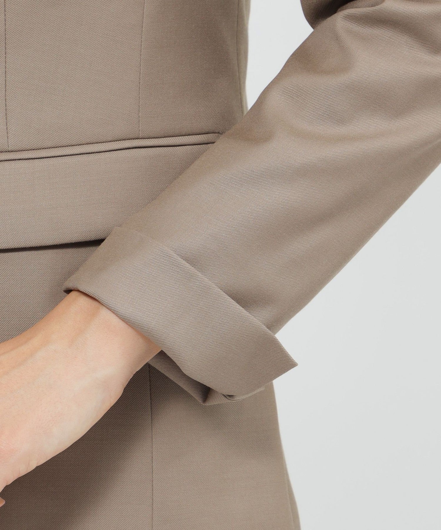 2151-K1E4042740__N,40,