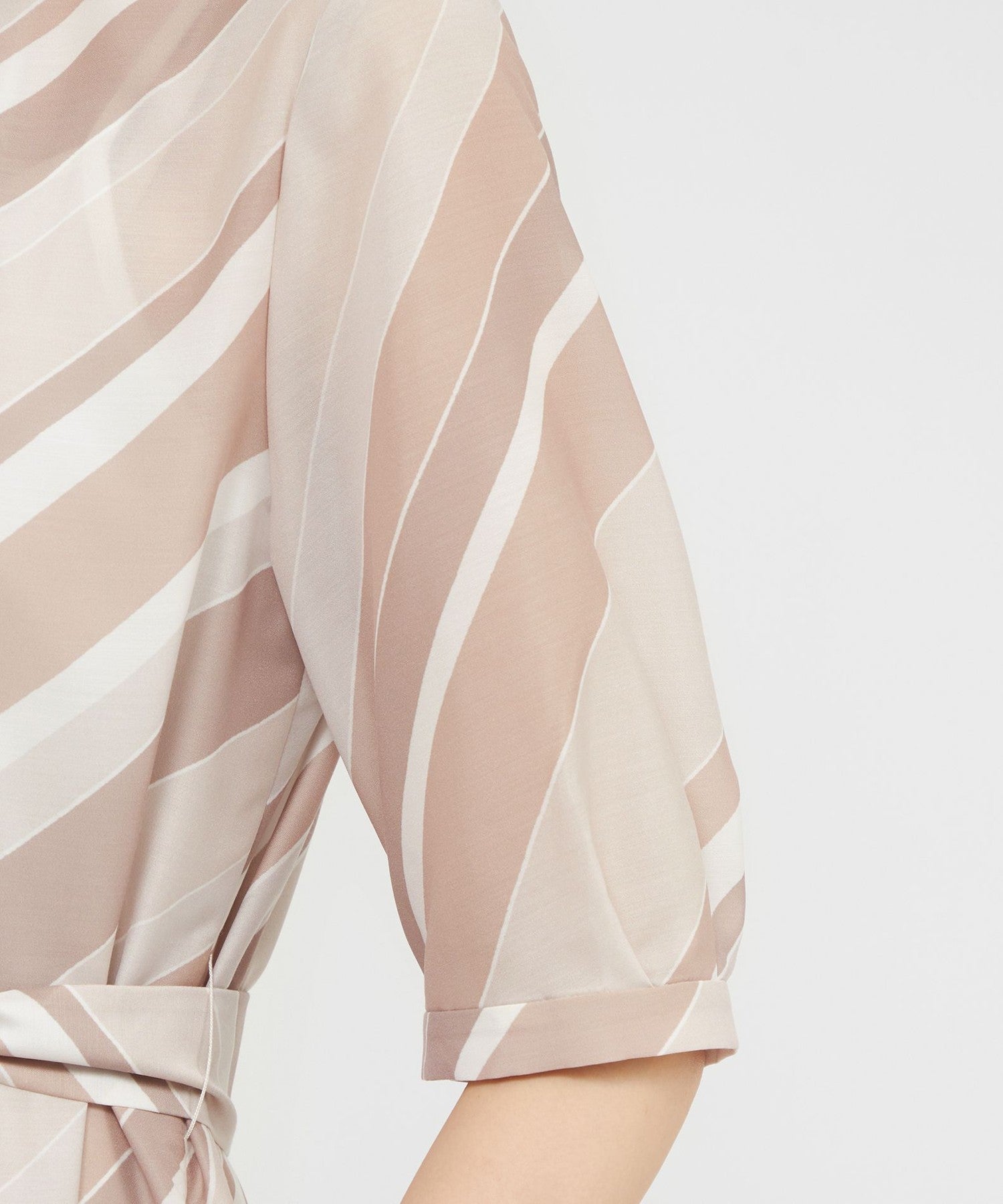 2151-K1J0360440__N,40,