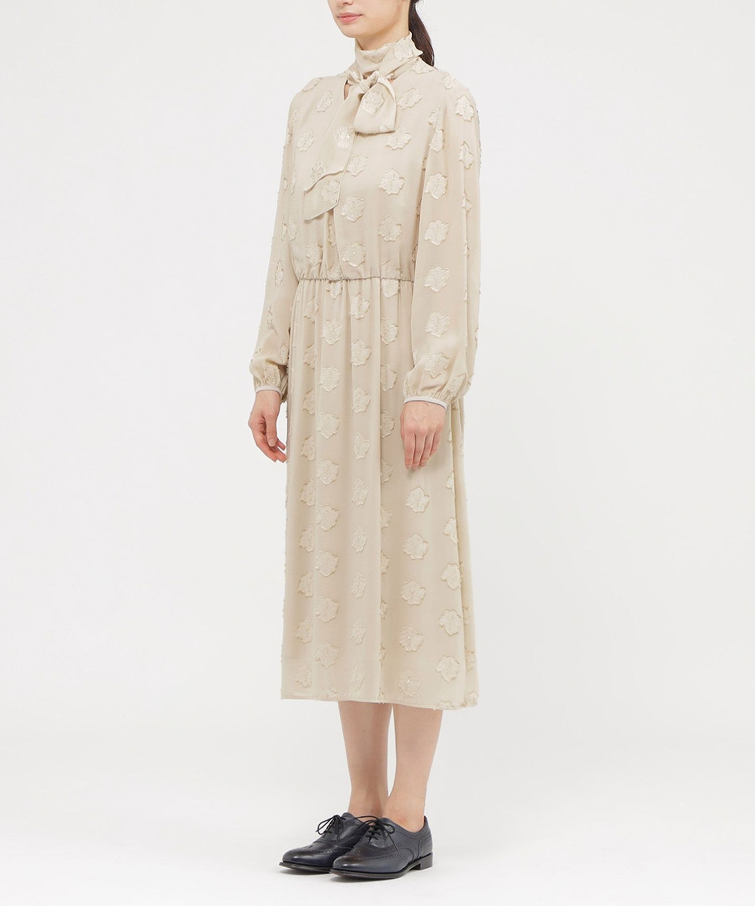 2151-K1J1466140__K,40,