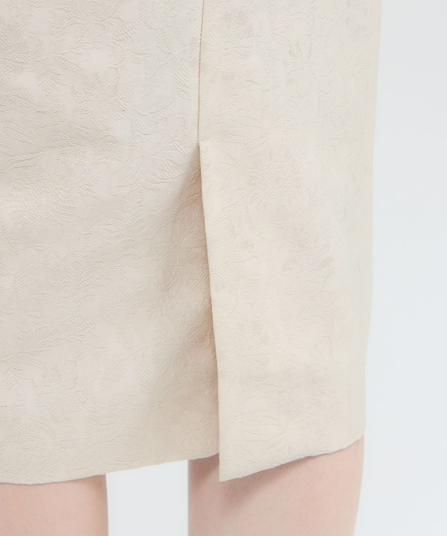 2151-K1J5155640__O,40,