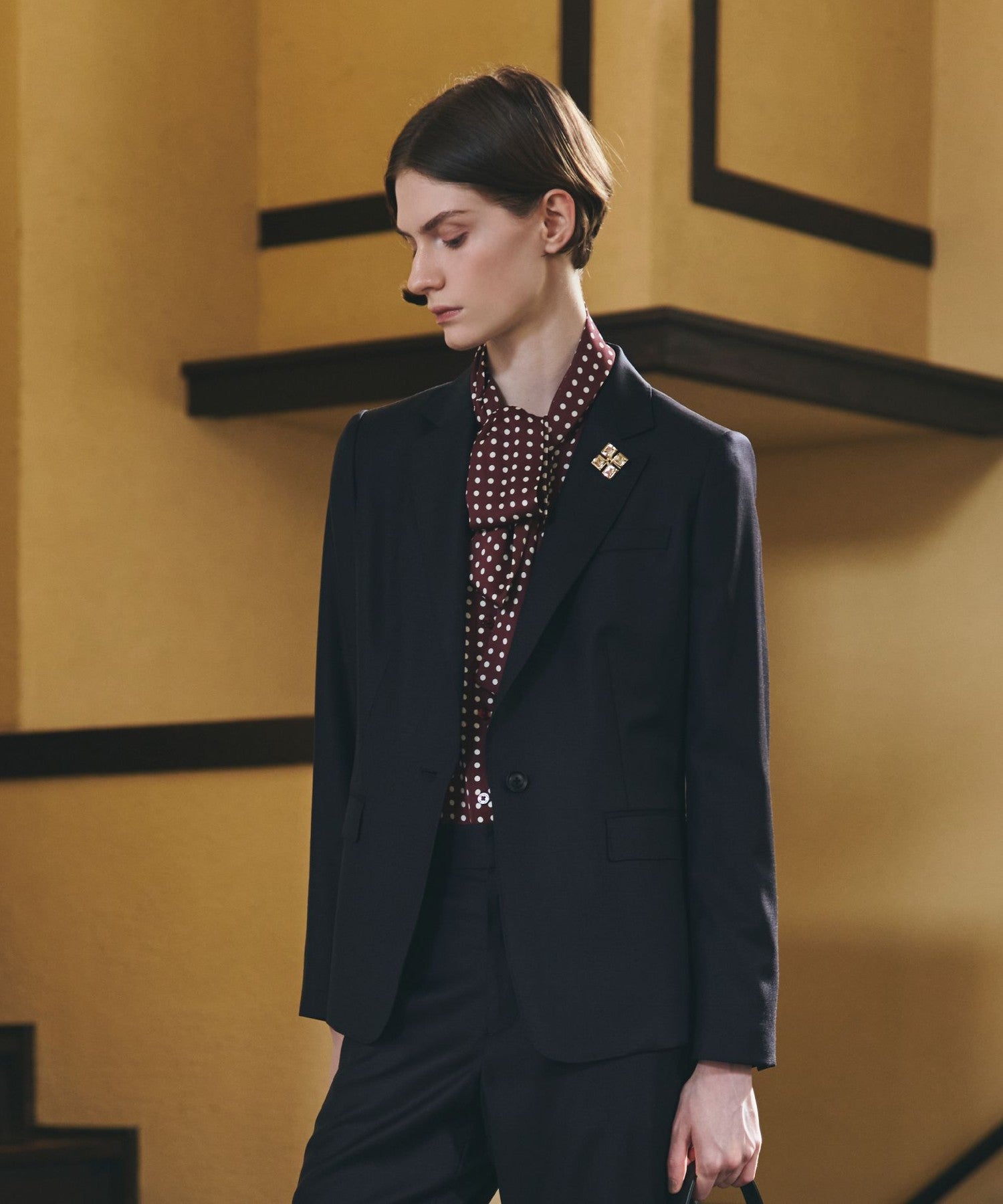 2151-K1L1162105__A,05,