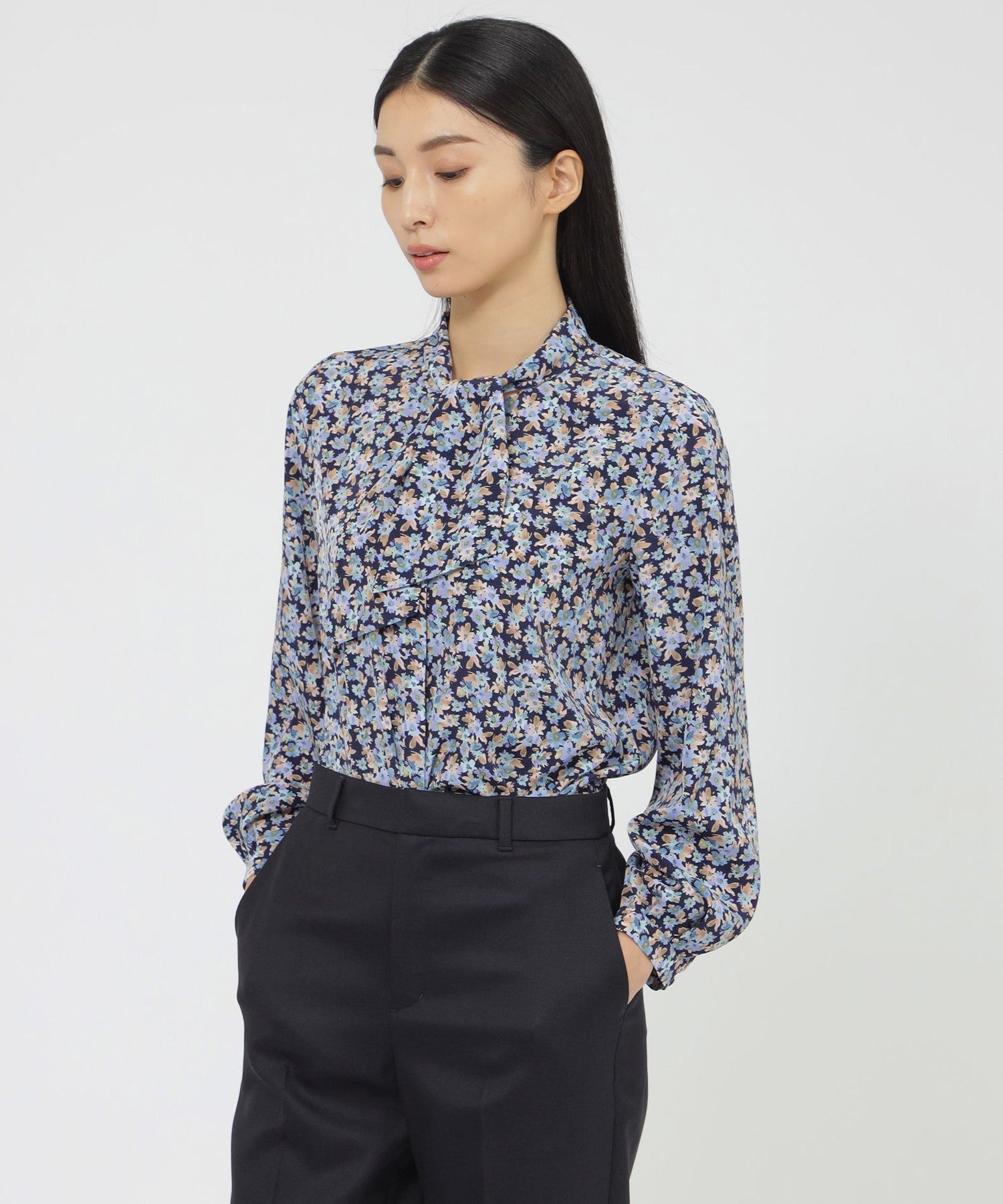 2151-K1L2268126__,26,モデル身長171cm 着用サイズ：6