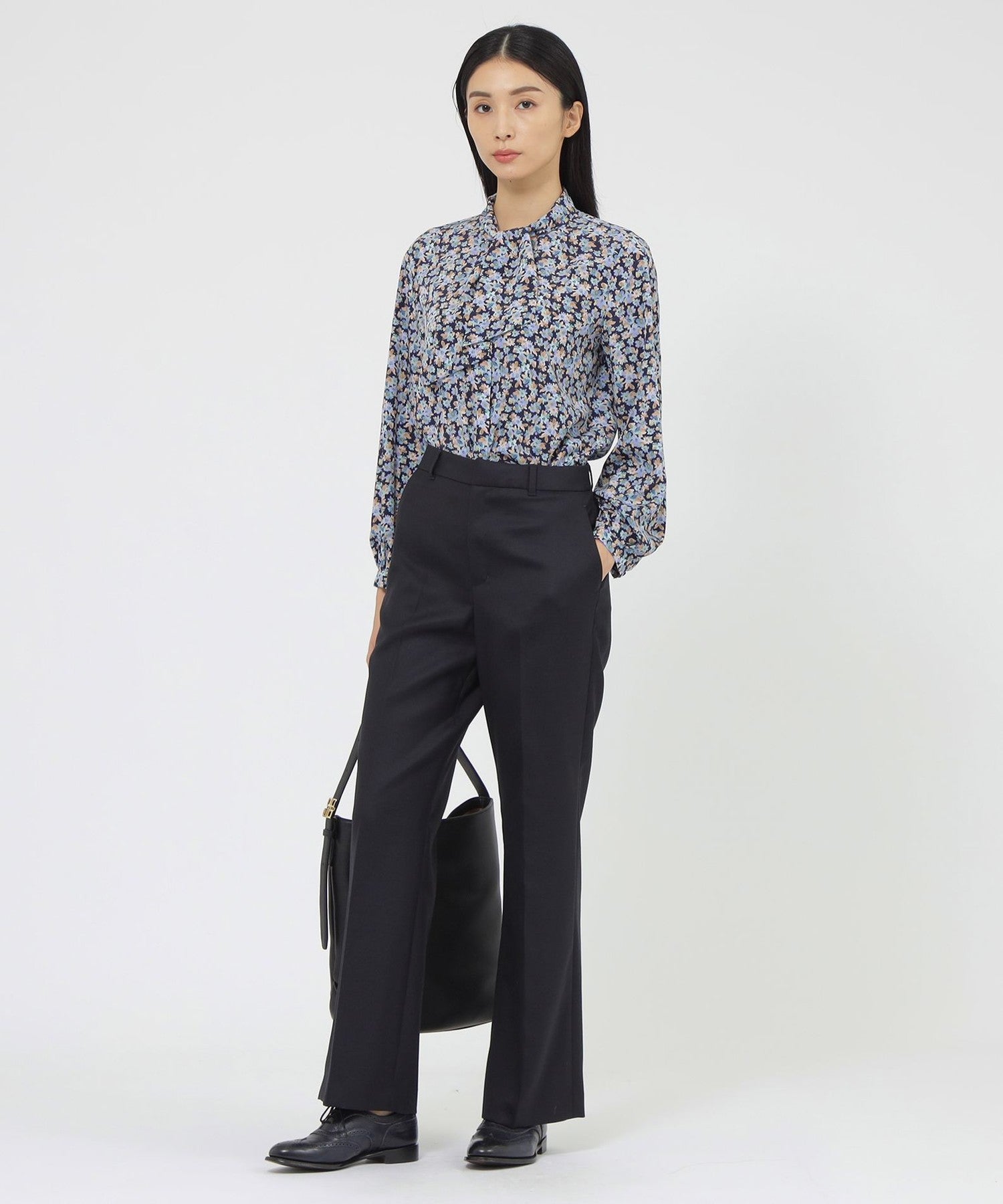 2151-K1L2268126__H,26,