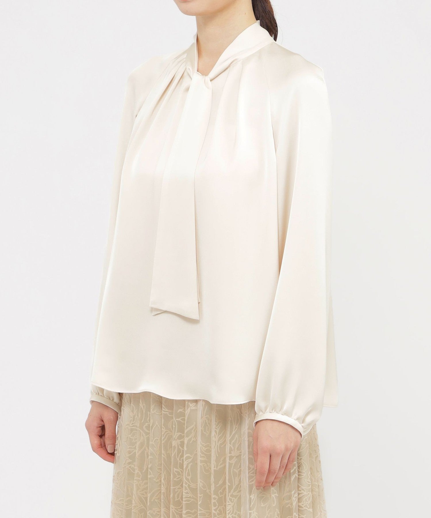 2151-K1L2465940__L,40,