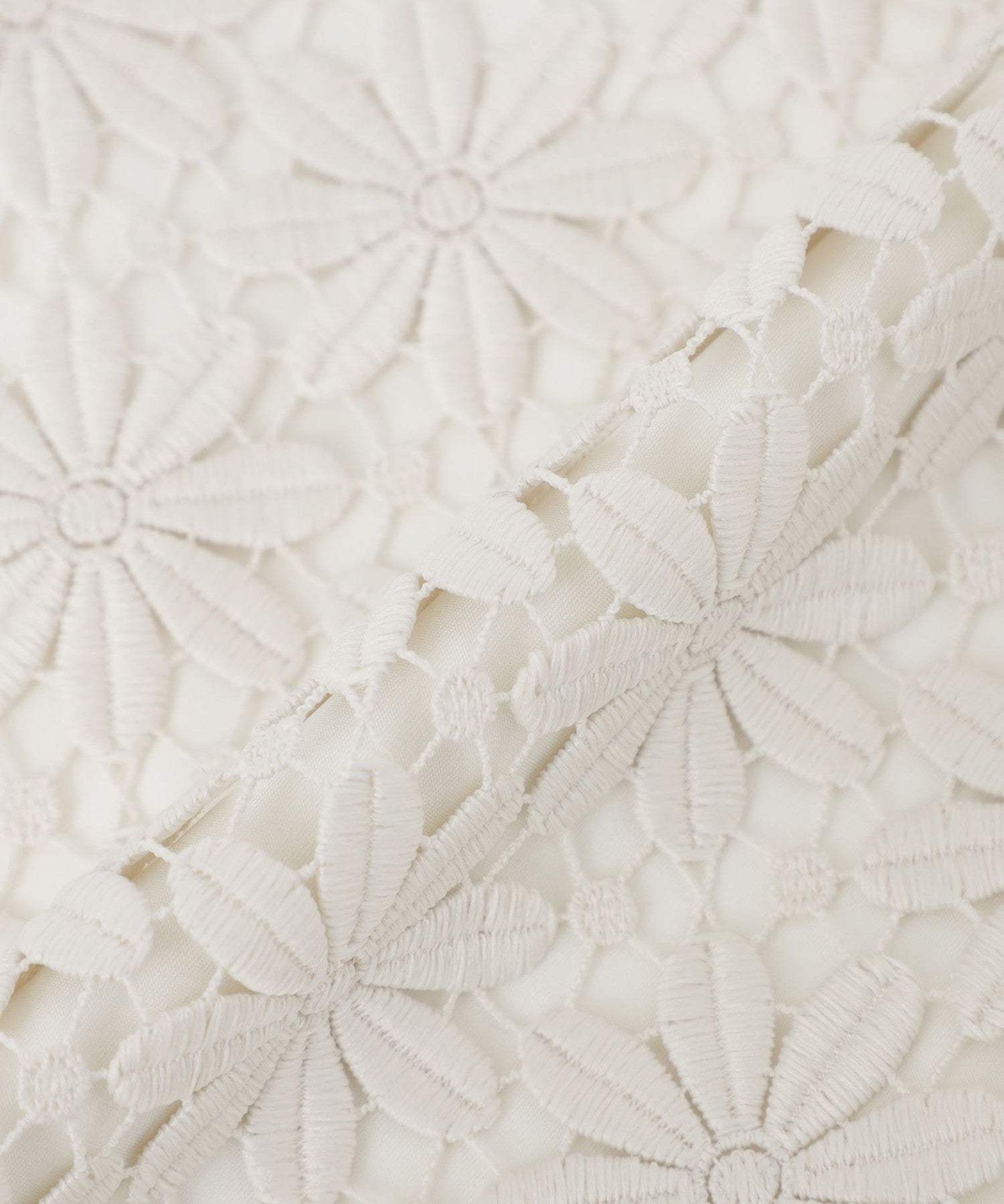 2151-K1L3812704__G,04,