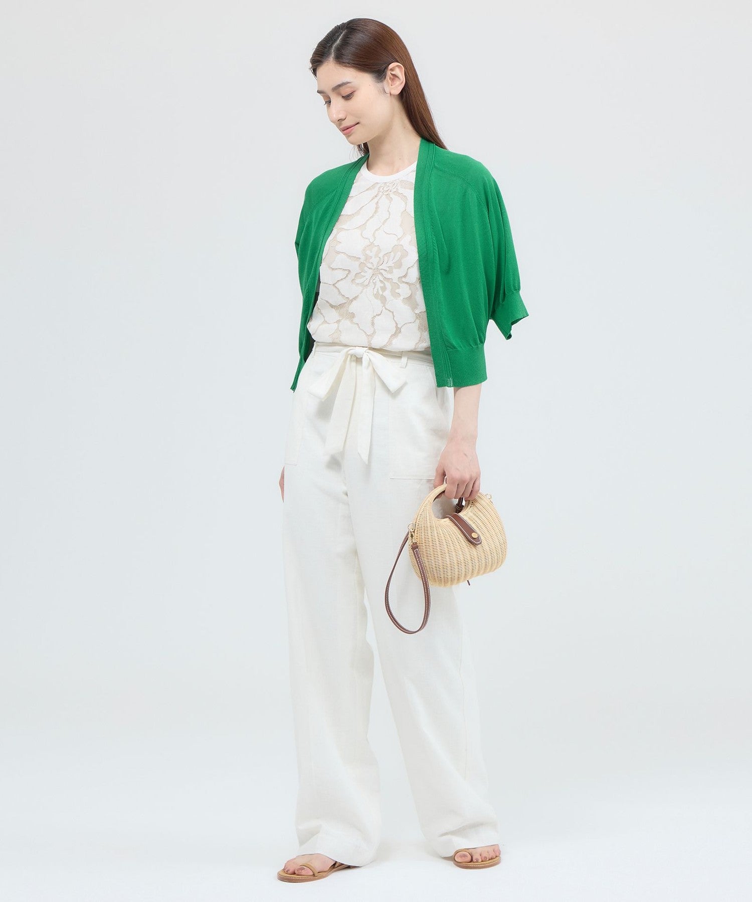 2151-K1N1455601__M,01,