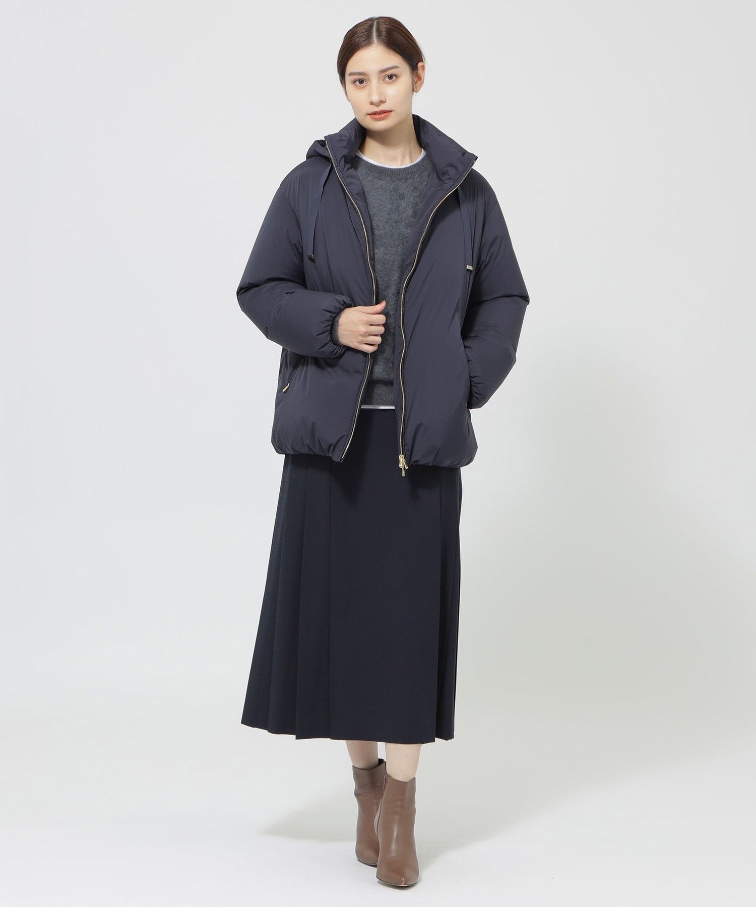 2151-K1N1641342__E,42,