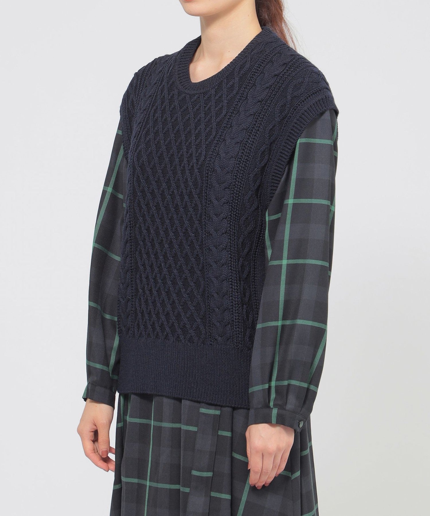 2151-K1N1662028__K,28,