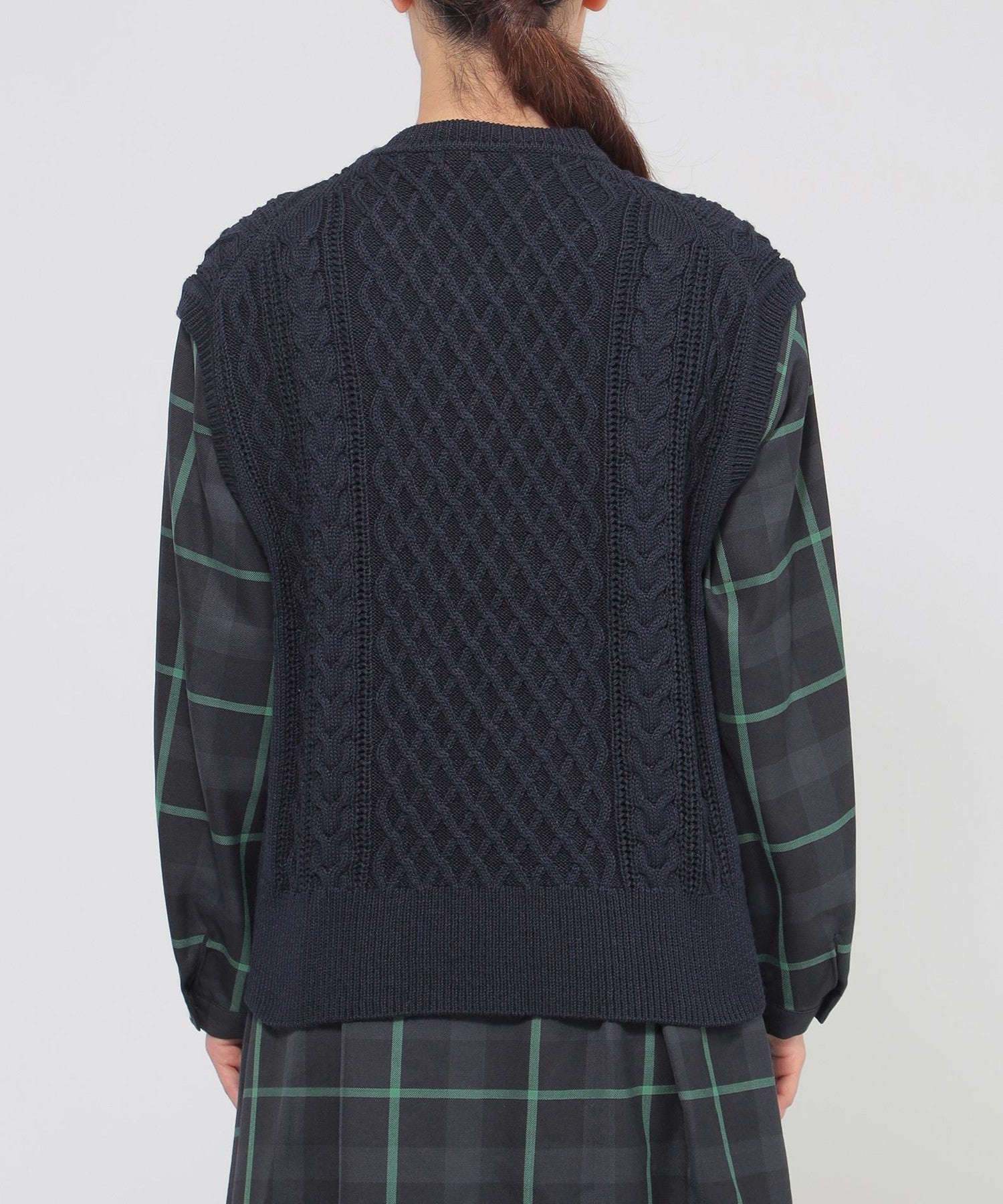 2151-K1N1662028__L,28,