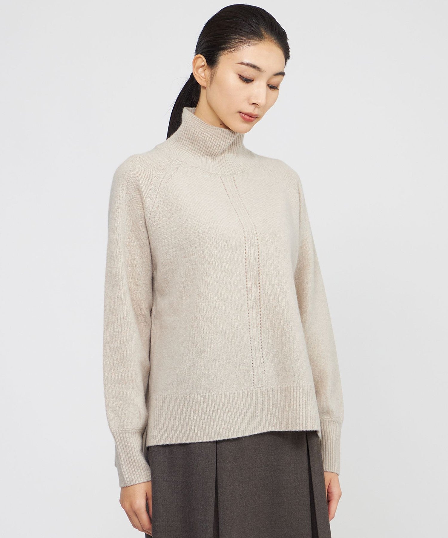 2151-K1N1863940__T,40,