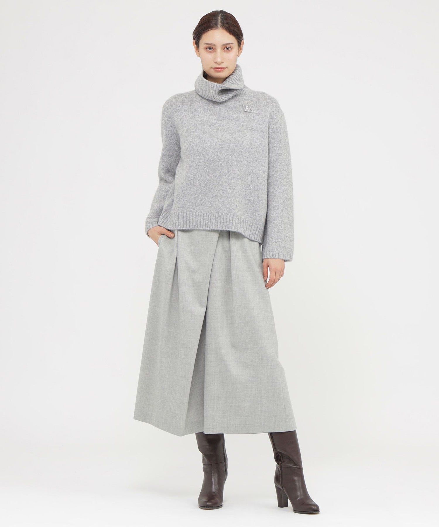 2151-K1N2965546__H,46,